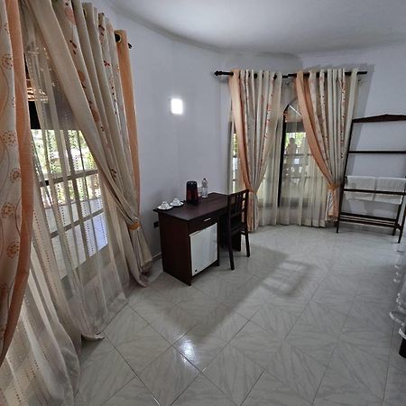 Latheena Resort เวลิกามา ภายนอก รูปภาพ